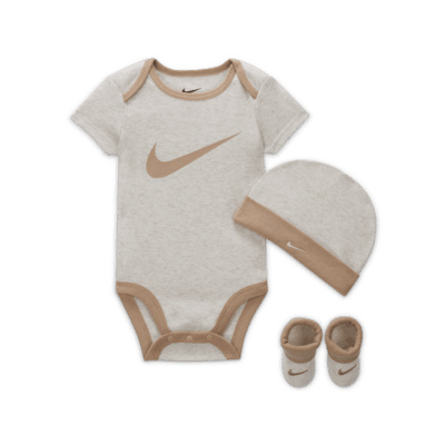 Nike Baby (0-6M) Bodysuit, Hat and Booties Box Set