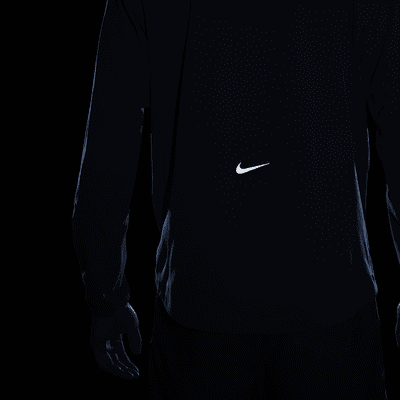 Nike Unlimited Men's Repel Hooded Versatile Jacket. Nike IN