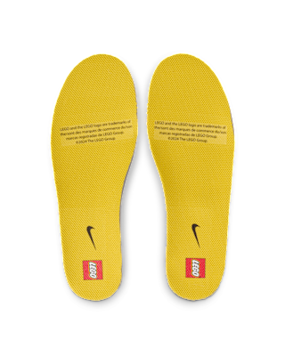 Nike Dunk 低筒鞋 x 樂高® 系列