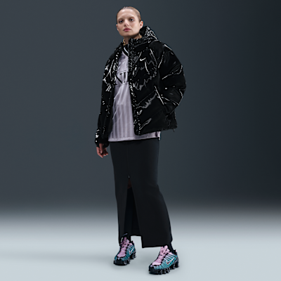 Chamarra acolchada Therma-FIT brillante para mujer Nike Sportswear