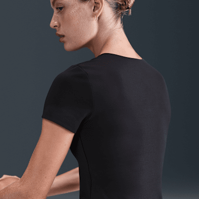 Kortærmet Nike Form-top til kvinder