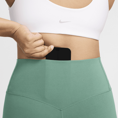 Shorts de ciclista de cintura alta de 20 cm con soporte suave para mujer Nike Zenvy