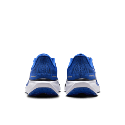 Tenis de correr en pavimento universitarios Nike para hombre Duke Pegasus 41