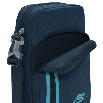 Nike Premium Cross-Body Bag (4L)