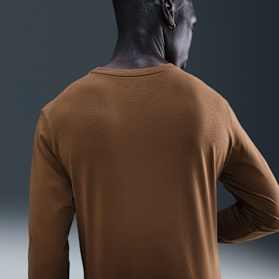 Nike Sportswear Men's Long-Sleeve T-Shirt
