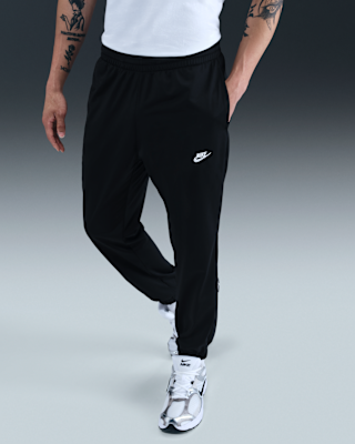 Nike Sportswear Club