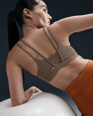 Nike Zenvy Strappy