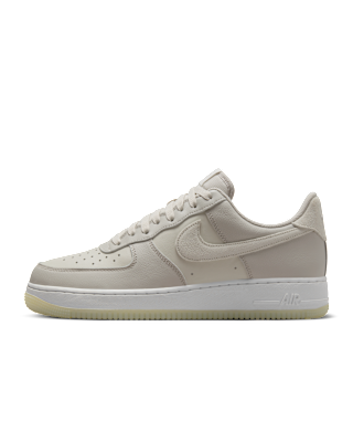 nike air force 1 lv8 lo white