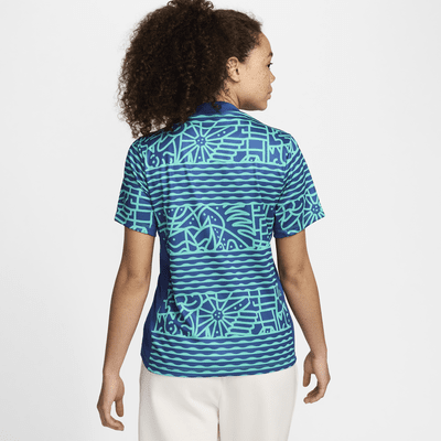 Playera de manga corta de fútbol Nike Dri-FIT para antes del partido para mujer Brazil Academy Pro