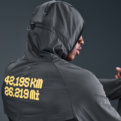 Giacca da running Repel Nike Stride – Uomo