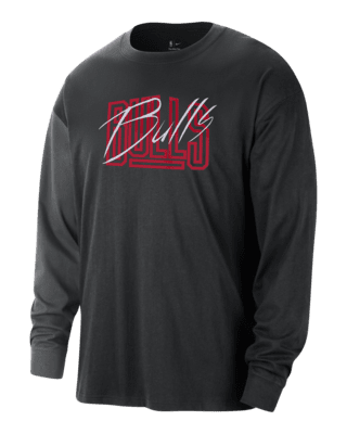 Chicago Bulls Courtside Older Kids' Nike NBA Long-Sleeve T-Shirt