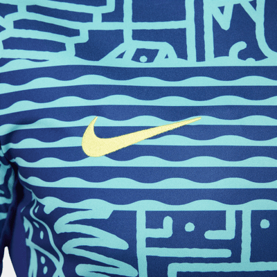 Playera de manga corta de fútbol Nike Dri-FIT para antes del partido para hombre Brazil Academy Pro