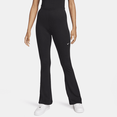 Nike Sportswear Chill Knit strakke legging met wijd uitlopende pijpen en mini-rib voor dames