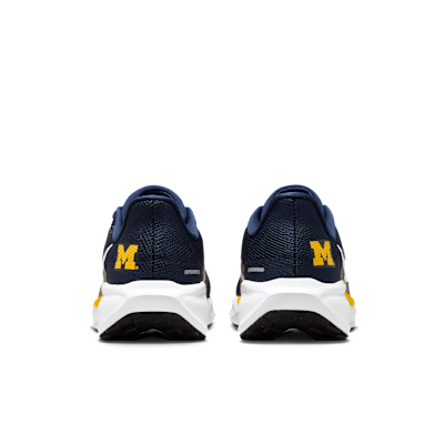 Michigan Pegasus 41 Men's Nike College Road Running Shoes