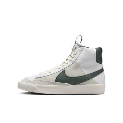 รองเท้าเด็กโต Nike Blazer Mid '77 SE