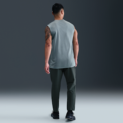 Pants versátiles Dri-FIT de pierna entallada para hombre Nike Unlimited