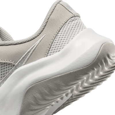 Nike Legend Essential 3 Next Nature work-outschoenen voor dames