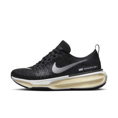 Tenis de correr en carretera para mujer (extraanchos) Nike Invincible 3