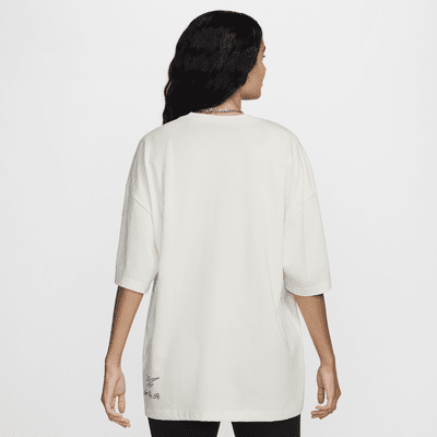 Nike Sportswear Women's Oversized Short-Sleeve T-Shirt