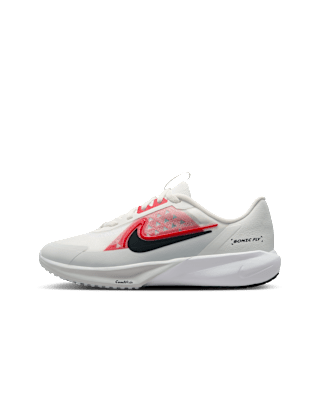 Детские кроссовки Nike Sonic Fly Big Kids' для бега