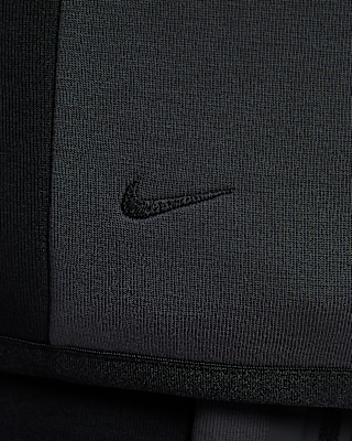 Nike Tech