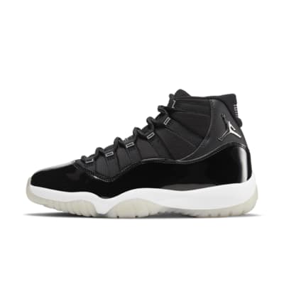 Air Jordan 11 Retro Shoe. Nike LU