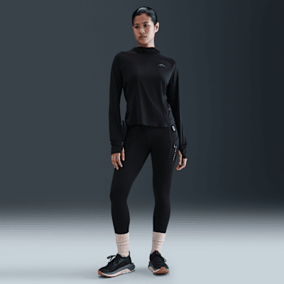 Camada intermédia com capuz e proteção UV Nike Trail para mulher