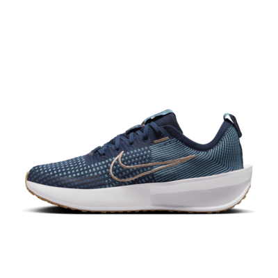 Tenis de correr en pavimento para mujer Nike Interact Run