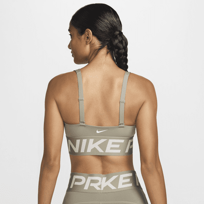 Nike Pro Indy Plunge közepes tartást adó, párnázott női sportmelltartó