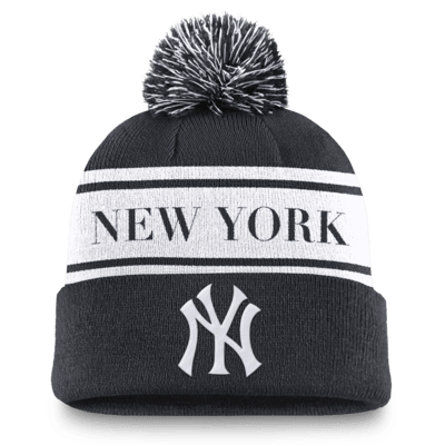 Gorro con dobladillo y pompón Nike de la MLB para hombre New York Yankees Team Stripe Peak