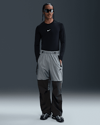 Мужские  Nike Tech Woven Oversized Pants
