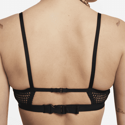 Prenda superior de traje de baño tipo bikini con cuello en V para mujer Nike