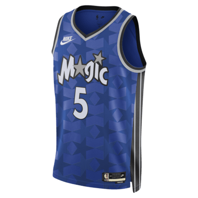 Promoção do Orlando Magic presenteia clientes com bola de basquete