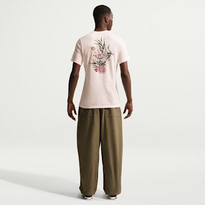 Nike Sportswear Men's Short-Sleeve T-Shirt