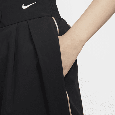 Nike Sportswear 系列女款中腰 Repel 不對稱長褲