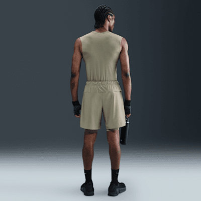 Shorts versátiles Dri-FIT de 18 cm 2 en 1 para hombre Nike Unlimited