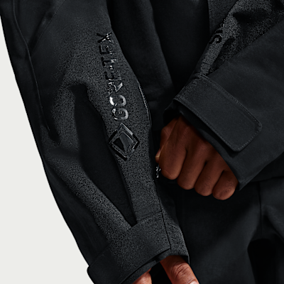 ナイキ x ジャックムス GORE-TEX 2イン1 ジャケット