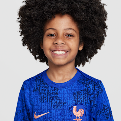FFF Academy Pro Older Kids' Nike Dri-FIT Football Pre-Match Short-Sleeve Top