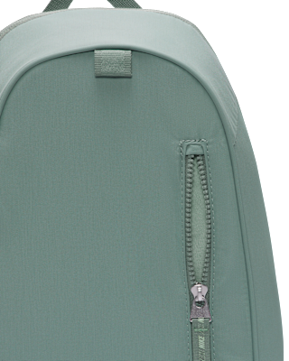 Nike Sportswear Commute