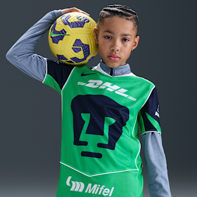 Pumas UNAM 2025/26 Stadium Third Big Kids' Nike Dri-FIT Total 90 Soccer Replica Jersey