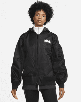 ナイキ x sacai ウィメンズジャケット