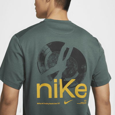 Nike Primary Studio '72 Men's Dri-FIT Short-Sleeve Versatile Top