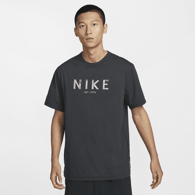 เสื้อแขนสั้นผู้ชาย Dri-FIT UV Nike Hyverse