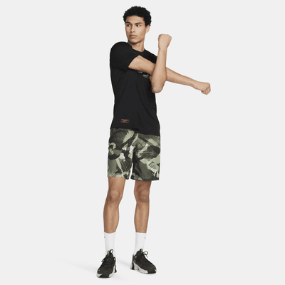 Nike Form vielseitige Dri-FIT Herrenshorts ohne Futter (ca. 23 cm)