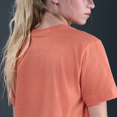 Nike Sportswear Older Kids' (Girls') Cropped T-Shirt