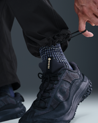 Nike ACG "Smith Summit"