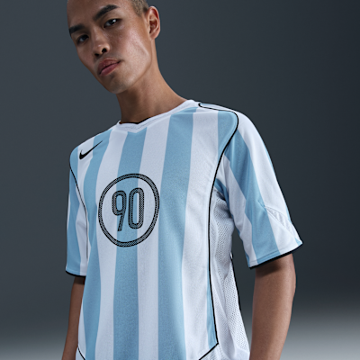 Nike Total 90