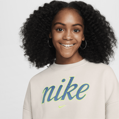 Nike Sportswear Club Fleece Girls' Boxy Crew-Neck Sweatshirt