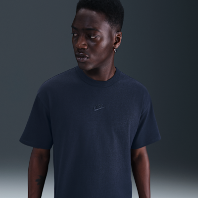 Nike Sportswear Premium Essentials