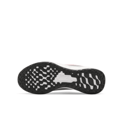 Nike Revolution 6 Older Kids' Road Running Shoes